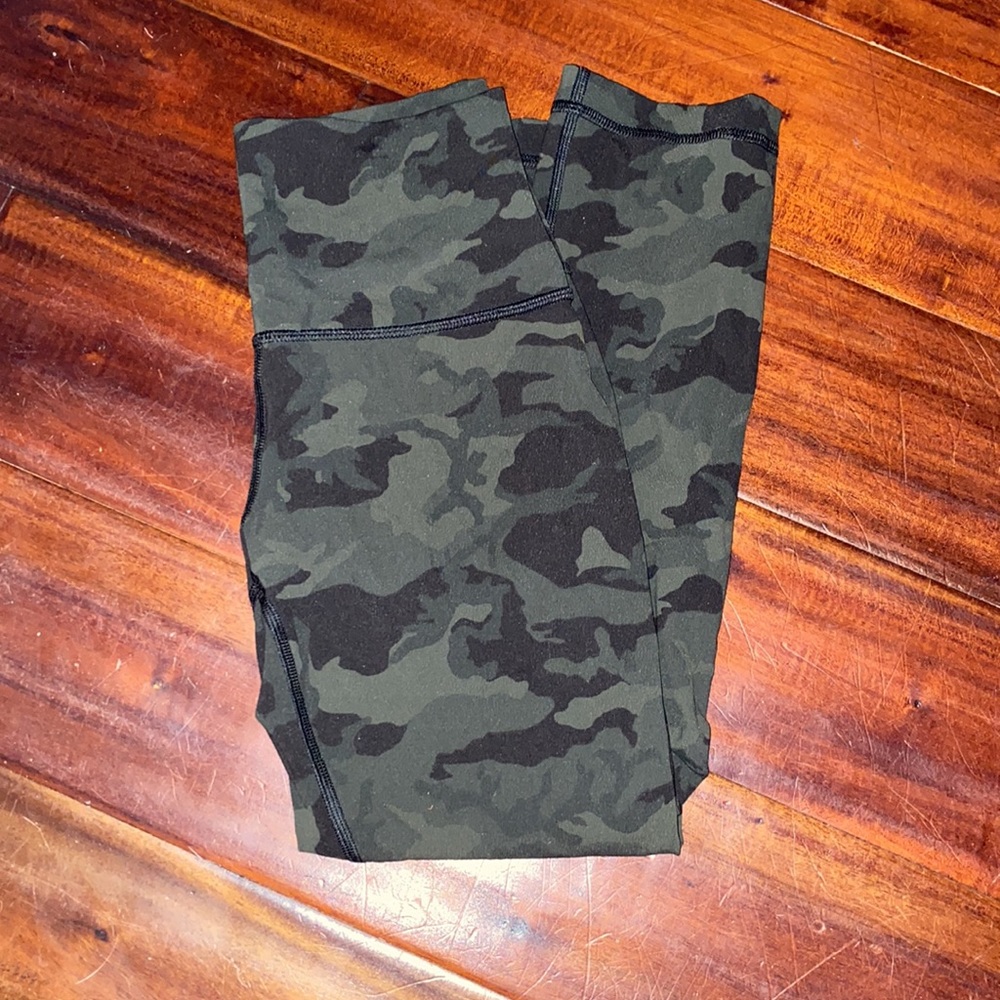 Lululemon wunderunder leggings 21in